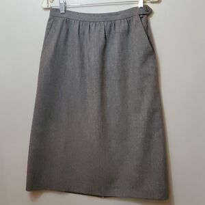 JH Collectibles, Women's Grey Wool Skirt, Size 12, Fully Lined, Back Kick Pleat